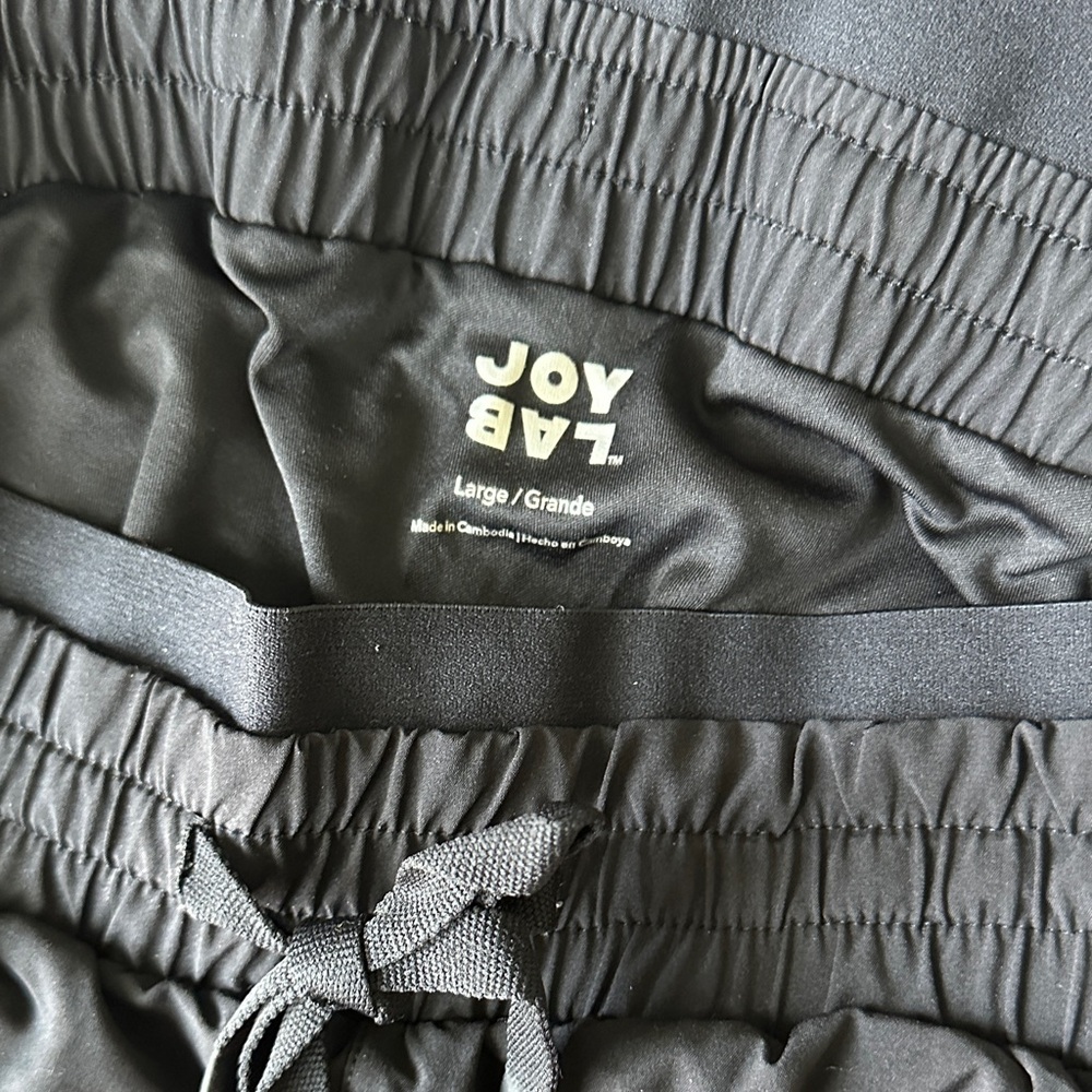 JoyLab Black Athletic Pleated Side-Panel Shorts - Picture 4 of 4